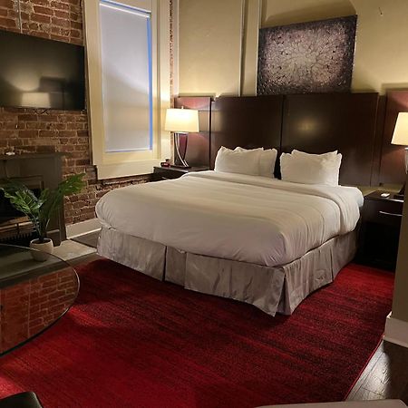 The Skylight Hotel Greenville Exterior foto